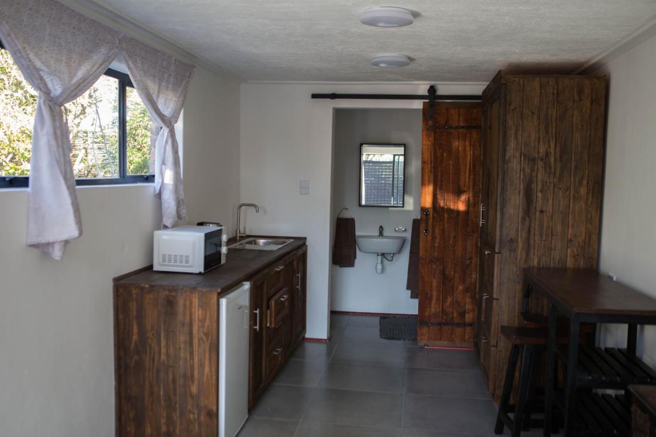 Peaceful 1-Bedroom Flatlet, 10 Min From The Beach เคปทาวน์ ภายนอก รูปภาพ